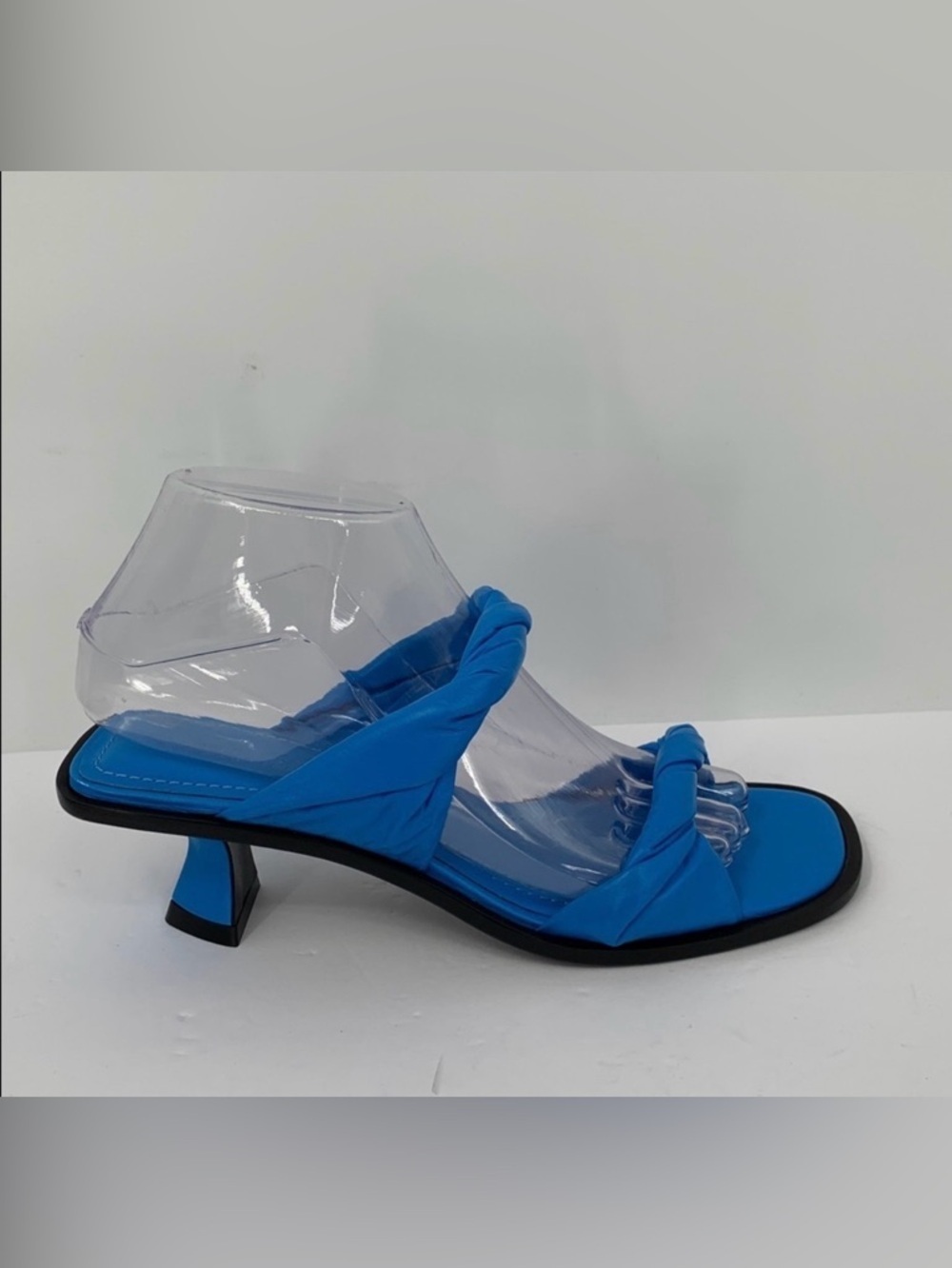 Mercedes Castillo Elizabelle slide sandal kitten heel blue shoe twist strap 7.5